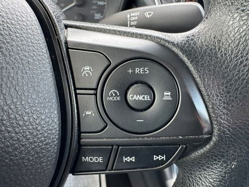 Used 2024 Toyota Corolla LE image 16