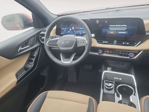 New 2026 Chevrolet Equinox ACTIV w/ Convenience Package III FWD image 11