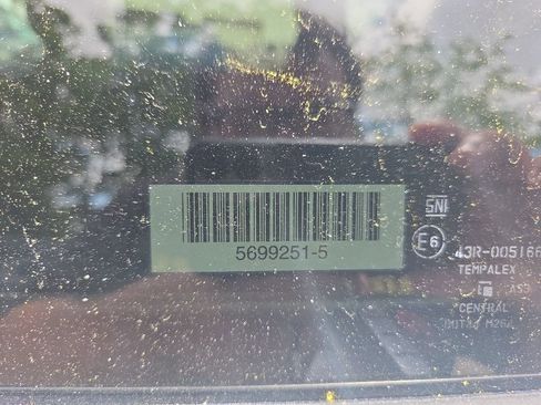 Used 2025 Mitsubishi Outlander SE FWD image 7