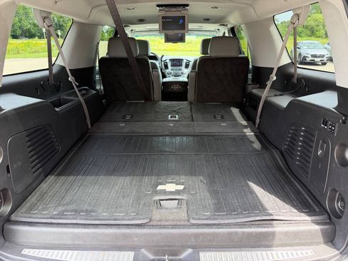 Used 2015 Chevrolet Suburban LT AWD/4WD image 26