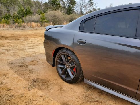 Used 2019 Dodge Charger Scat Pack w/ Plus Group image 10