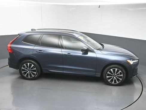 Used 2024 Volvo XC60 B5 Core AWD/4WD image 50