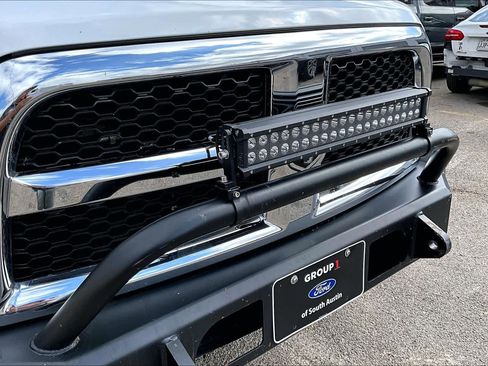 Used 2018 RAM 2500 Tradesman w/ Chrome Appearance Group image 34