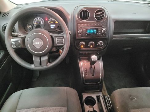 Used 2016 Jeep Patriot Sport w/ Power Value Group AWD/4WD image 22