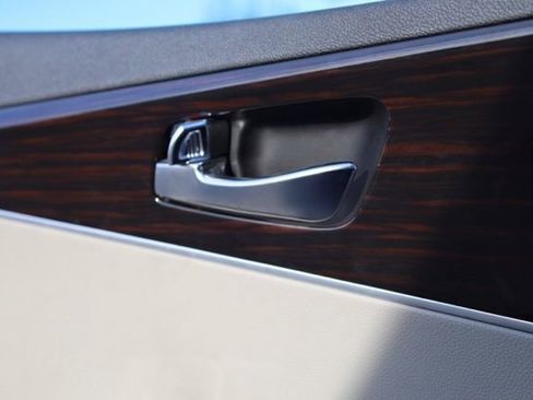 Used 2019 Kia Sorento LX w/ LX Convenience Package image 23