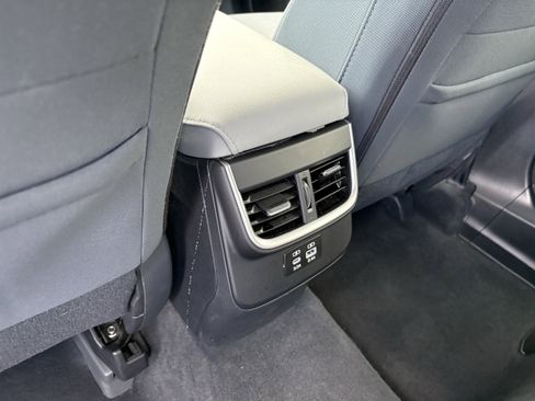 Certified 2025 Subaru Outback Premium AWD/4WD image 31