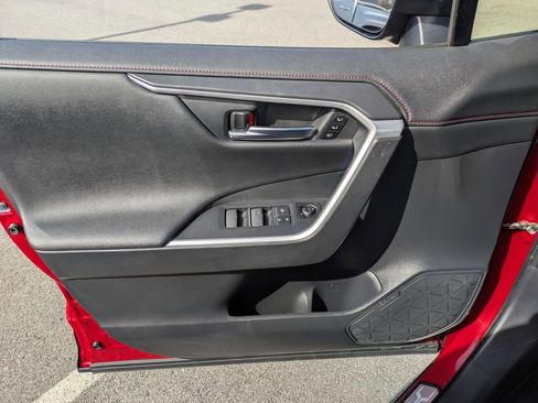 Used 2023 Toyota RAV4 XSE w/ Premium Package image 6