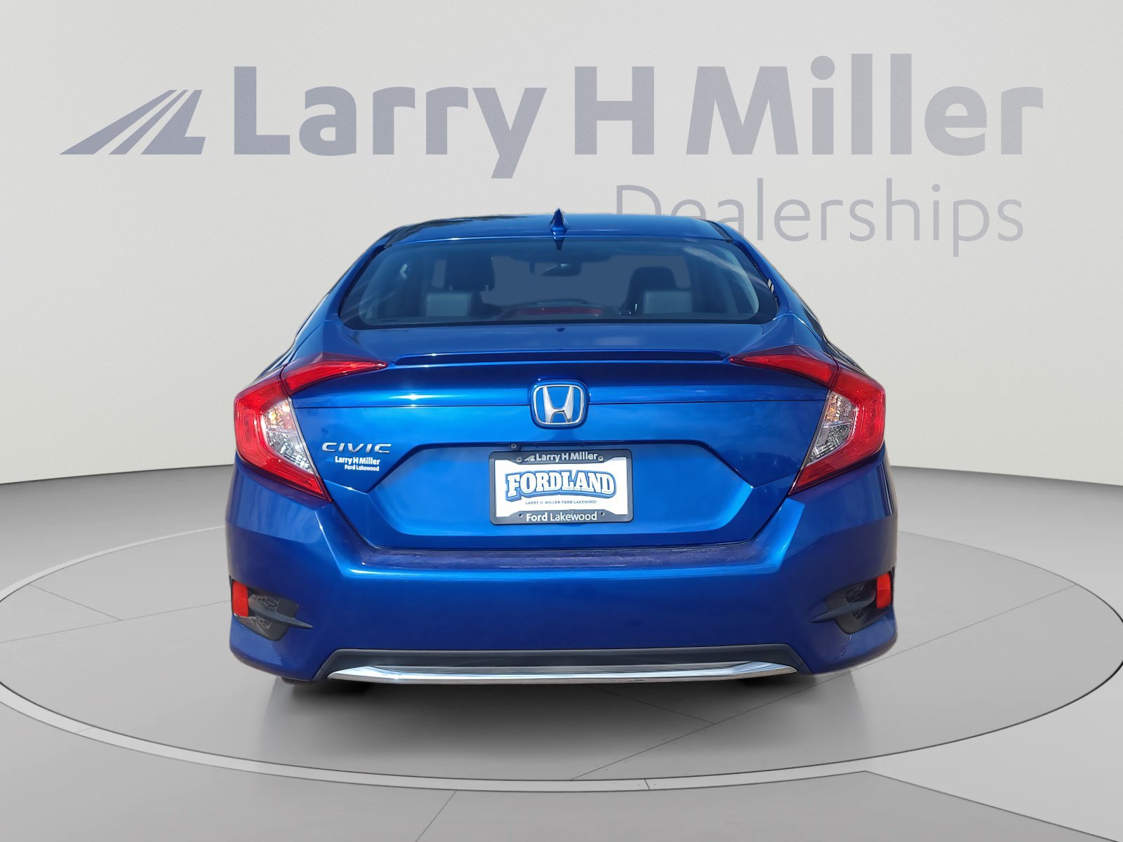 Used 2019 Honda Civic EX-L image 4