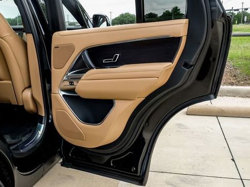 New 2026 Land Rover Range Rover SE AWD/4WD image 60