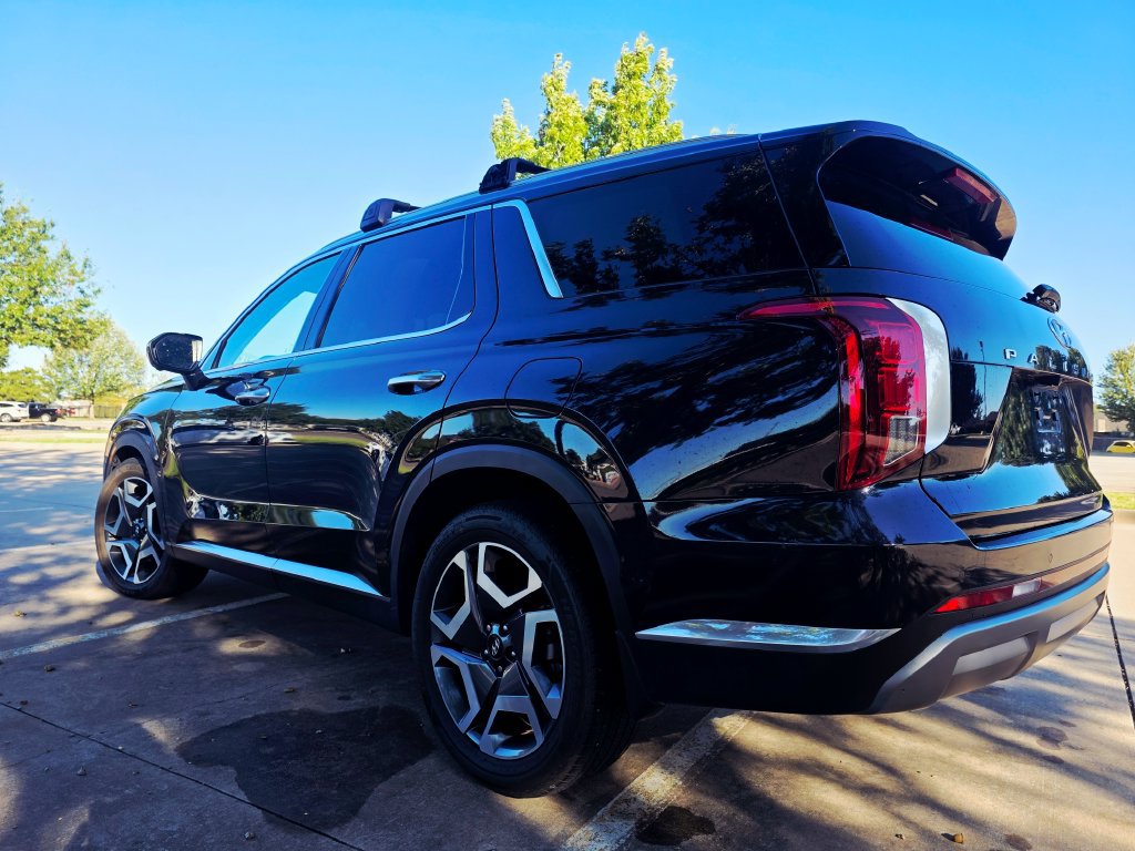 Used 2023 Hyundai Palisade Limited AWD/4WD image 17