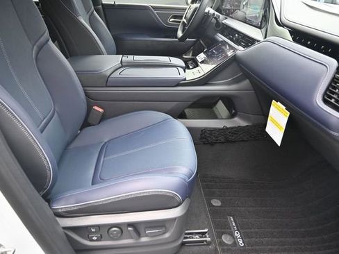 New 2026 INFINITI QX80 4WD w/ Sport Exterior Package image 46