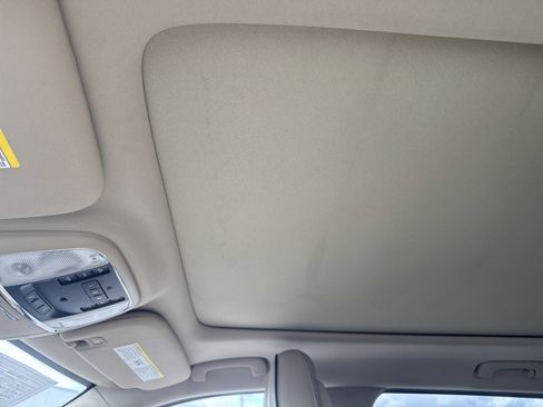 Used 2014 Jeep Grand Cherokee Overland w/ Advanced Technology Group image 30