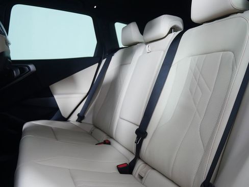 Used 2026 BMW X3 xDrive30 w/ Premium Package image 16