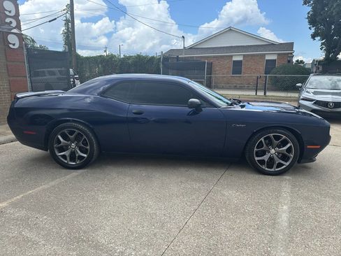 Used 2015 Dodge Challenger R/T Plus RWD image 5