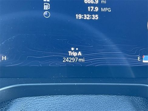 Certified 2023 Jeep Grand Cherokee Altitude image 5