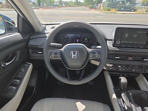 New 2025 Honda Accord SE image 15