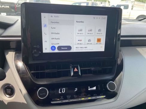 Used 2024 Toyota Corolla SE FWD image 19