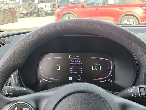 Used 2023 Kia Soul LX w/ LX Technology Package image 18