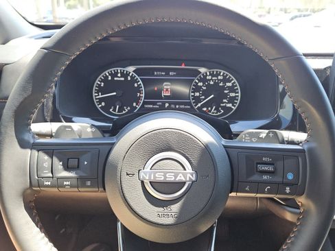Used 2025 Nissan Pathfinder Rock Creek AWD/4WD image 11