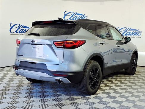 New 2026 Chevrolet Blazer LT w/ Convenience Package image 25