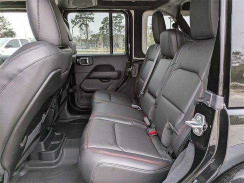 New 2025 Jeep Wrangler Unlimited Rubicon image 14