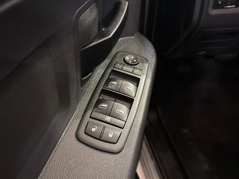 Used 2012 RAM 1500 Express image 19