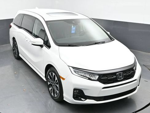 Used 2025 Honda Odyssey Elite image 23