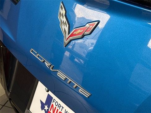 Used 2015 Chevrolet Corvette Z06 w/ 3LZ Preferred Equipment Group image 12