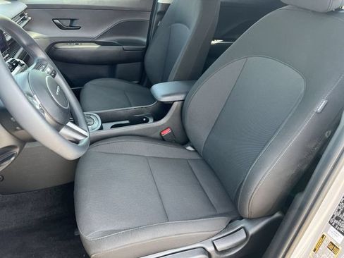 Certified 2026 Hyundai Kona SE AWD/4WD image 38