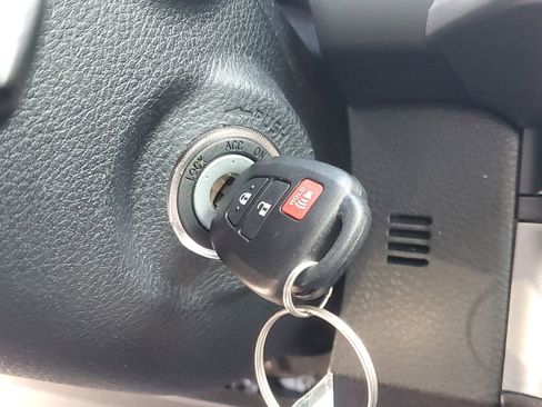 Used 2022 Toyota Tacoma SR5 w/ Technology Package image 26