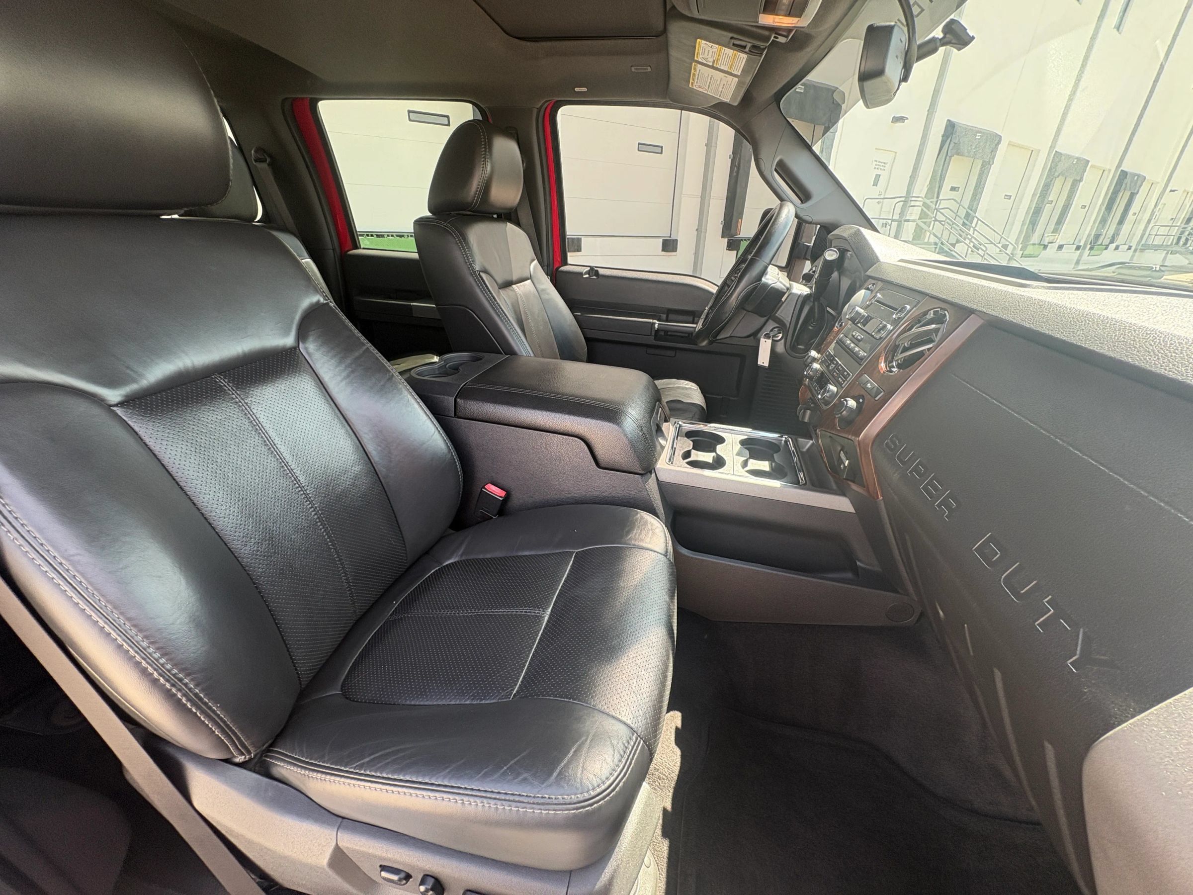 Used 2011 Ford F250 Lariat w/ Lariat Interior Pkg RWD image 40