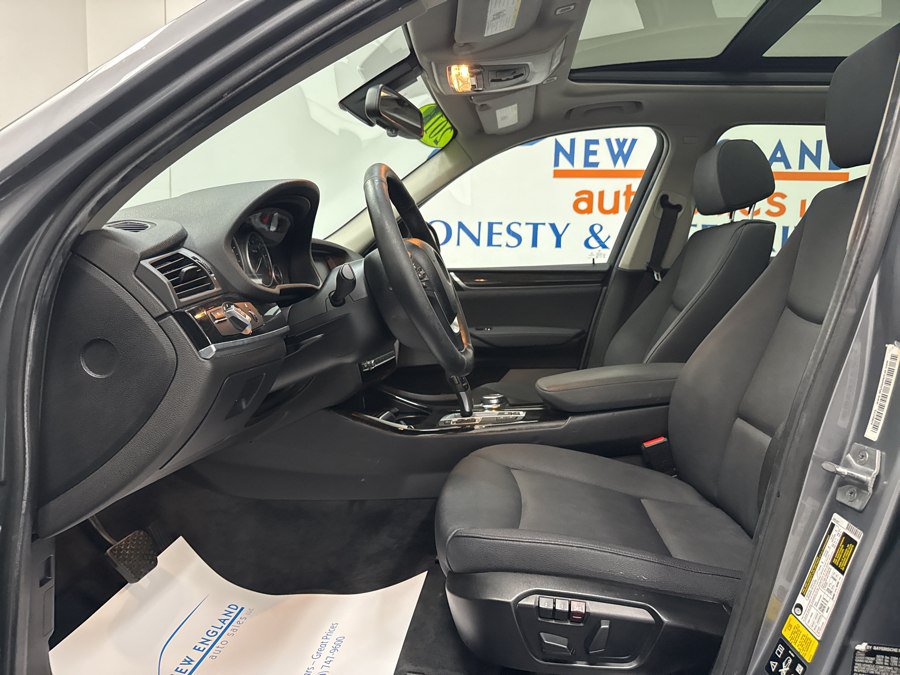 Used 2017 BMW X3 xDrive28i AWD/4WD image 7