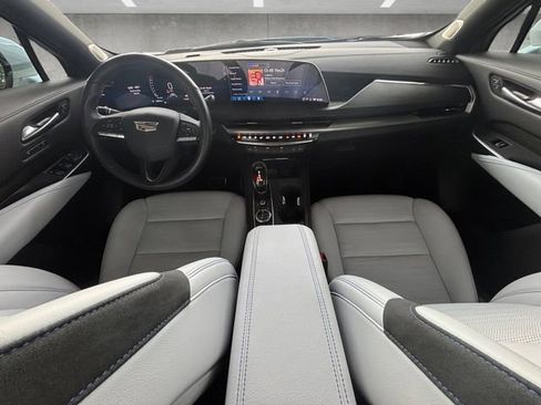 Used 2024 Cadillac XT4 Sport FWD image 24