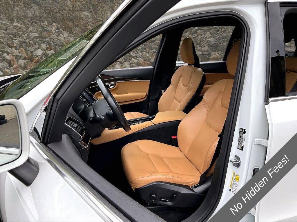 Used 2018 Volvo XC90 T6 Momentum w/ Convenience Package AWD/4WD image 21