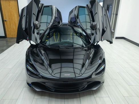 Used 2018 McLaren 720S Performance RWD image 83