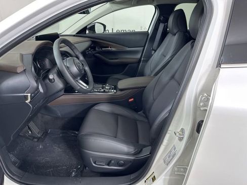 Used 2025 MAZDA CX-30 2.5 Turbo w/ Premium Package image 3