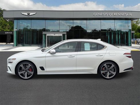 Used 2025 Genesis G70 2.5T w/ Sport Prestige Package image 4
