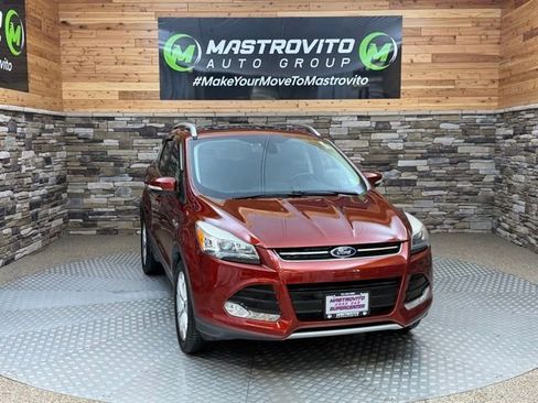 Used 2015 Ford Escape Titanium w/ Equipment Group 301A AWD/4WD image 2