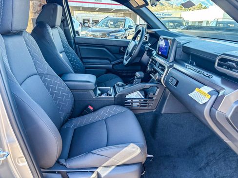 New 2026 Toyota Tacoma SR5 AWD/4WD image 19