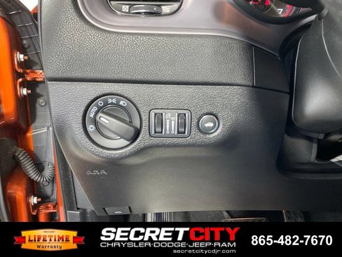 Used 2023 Dodge Charger R/T w/ Blacktop Package RWD image 13