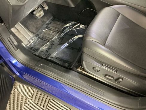 Used 2022 Volkswagen ID.4 Pro S image 15