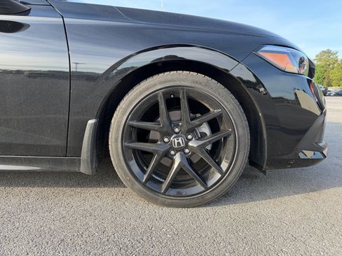 Used 2024 Honda Civic Sport image 8