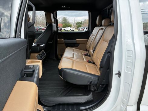 Used 2021 Ford F150 Lariat w/ Max Trailer Tow Package image 31