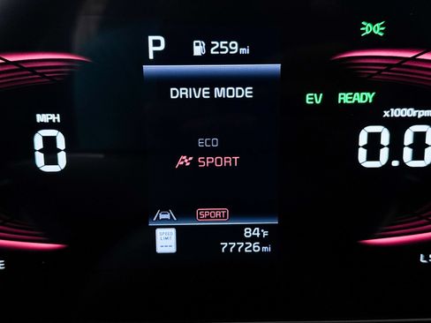 Used 2024 Kia Niro EX Touring FWD image 11