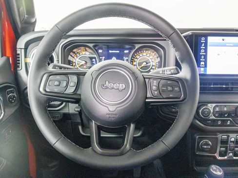 New 2025 Jeep Gladiator Sport image 28