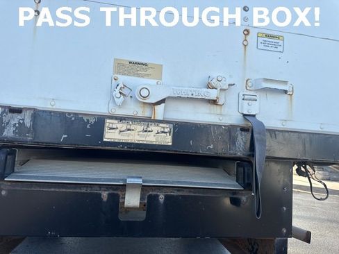 Used 2018 Chevrolet Express 3500 image 19