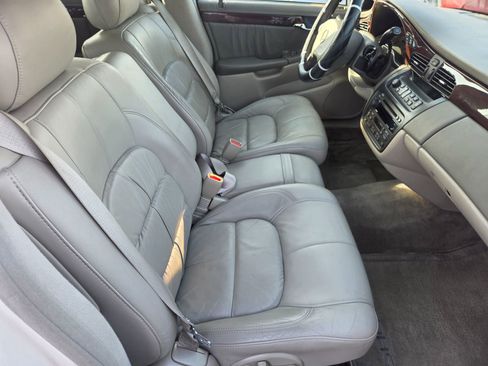 Used 2002 Cadillac De Ville DHS w/ Safety/Security Pkg image 15