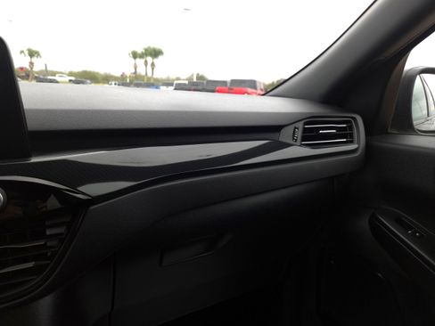 Used 2025 Ford Escape ST-Line image 28