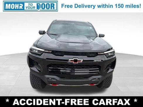Used 2024 Chevrolet Colorado ZR2 w/ Technology Package AWD/4WD image 8