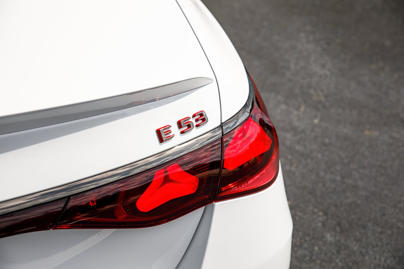 Used 2026 Mercedes-Benz E 53 AMG e 4MATIC Sedan image 15